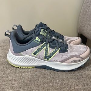 Gorgeous sneakers by new balance🔥🔥🔥🔥